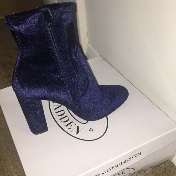 Steve Madden booties. - Picture 2 of 3